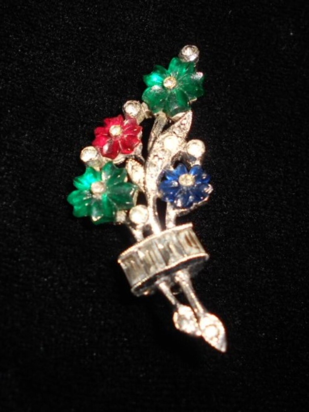 Art Deco Unsigned Mazer Tutti Fruitti Petite Pin